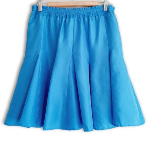BANANA REPUBLIC / 100% Silk Pleated Mini Skirt Light Flowy Blue Sz 8 Flawed - Picture 1 of 16
